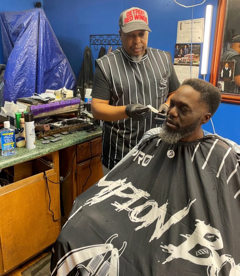 David Hardin Jr. cuts weighty barbershop hours