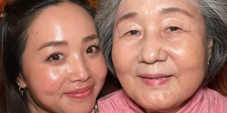 80-Year-Old Grandma Reveals Wrinkle-Free Secrets in Daily Skincare and Diet Routine