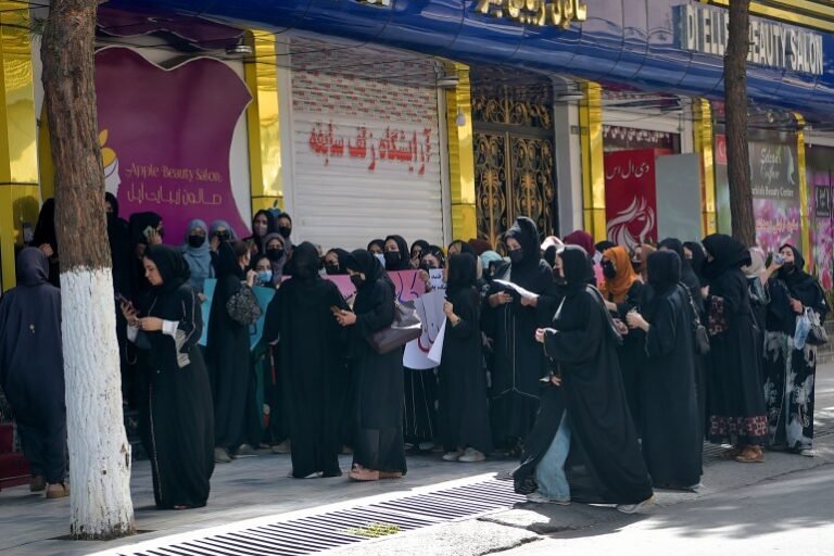 Afghan women rally for rights against beauty parlour ban | Protesters demand freedom