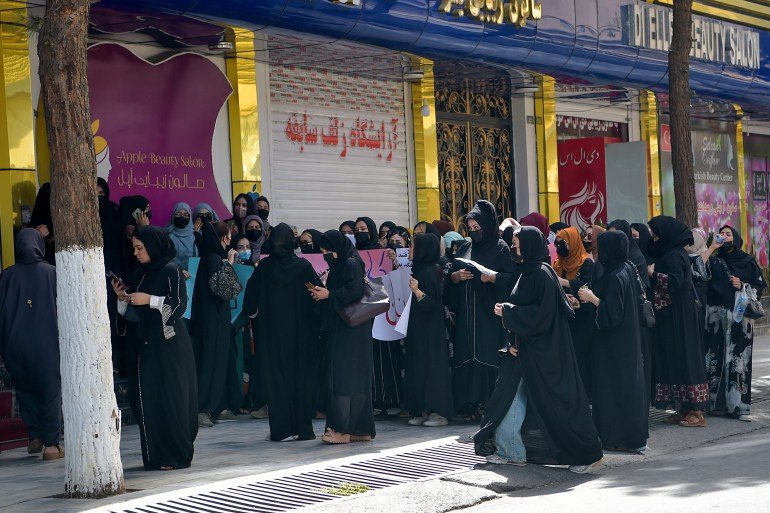 Afghan women rally for rights against beauty parlour ban | Protesters demand freedom