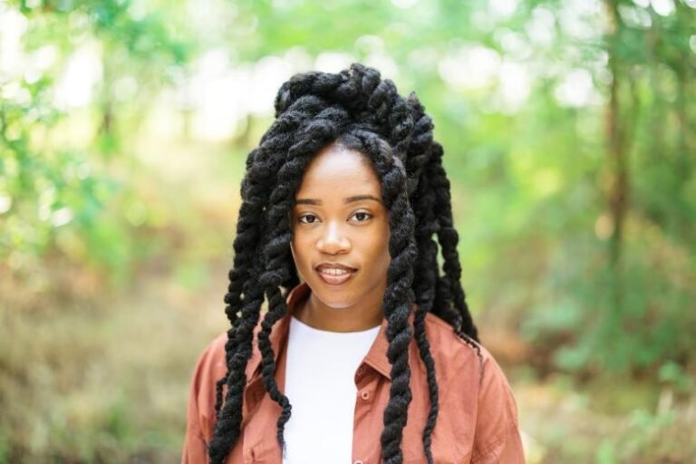 Black Women Empowered by Environmentalist’s Toxic Beauty Product Warning