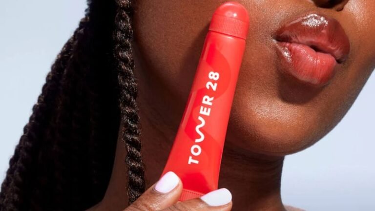 Top 9 hydrating lip balms that also shine like lip gloss – CNN’s picks