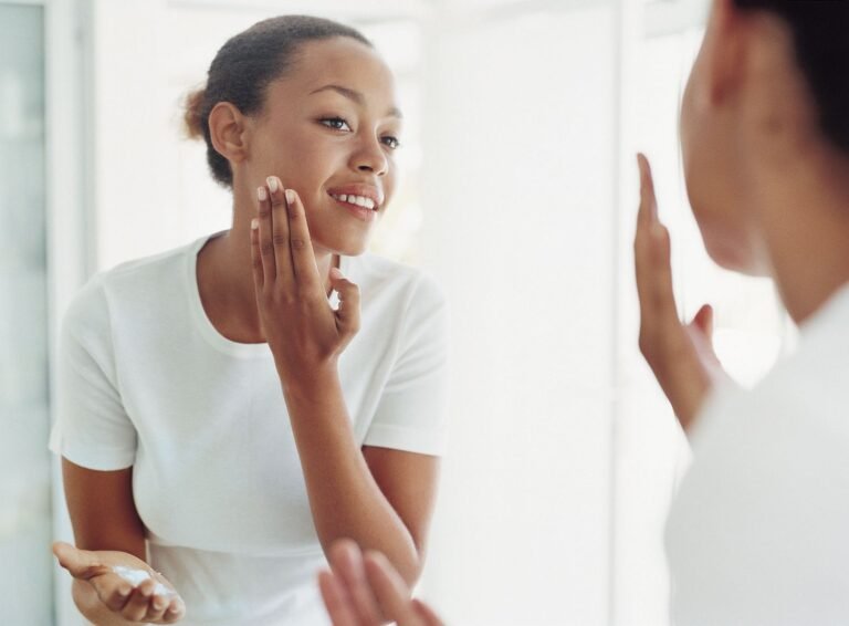 Uncover the Magic of Lactic Acid in Skincare: Pros and Cons